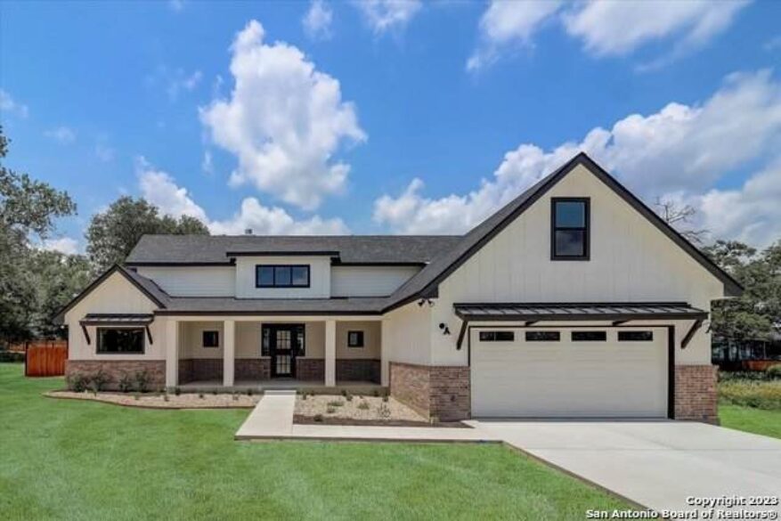 112 Laurel Heights