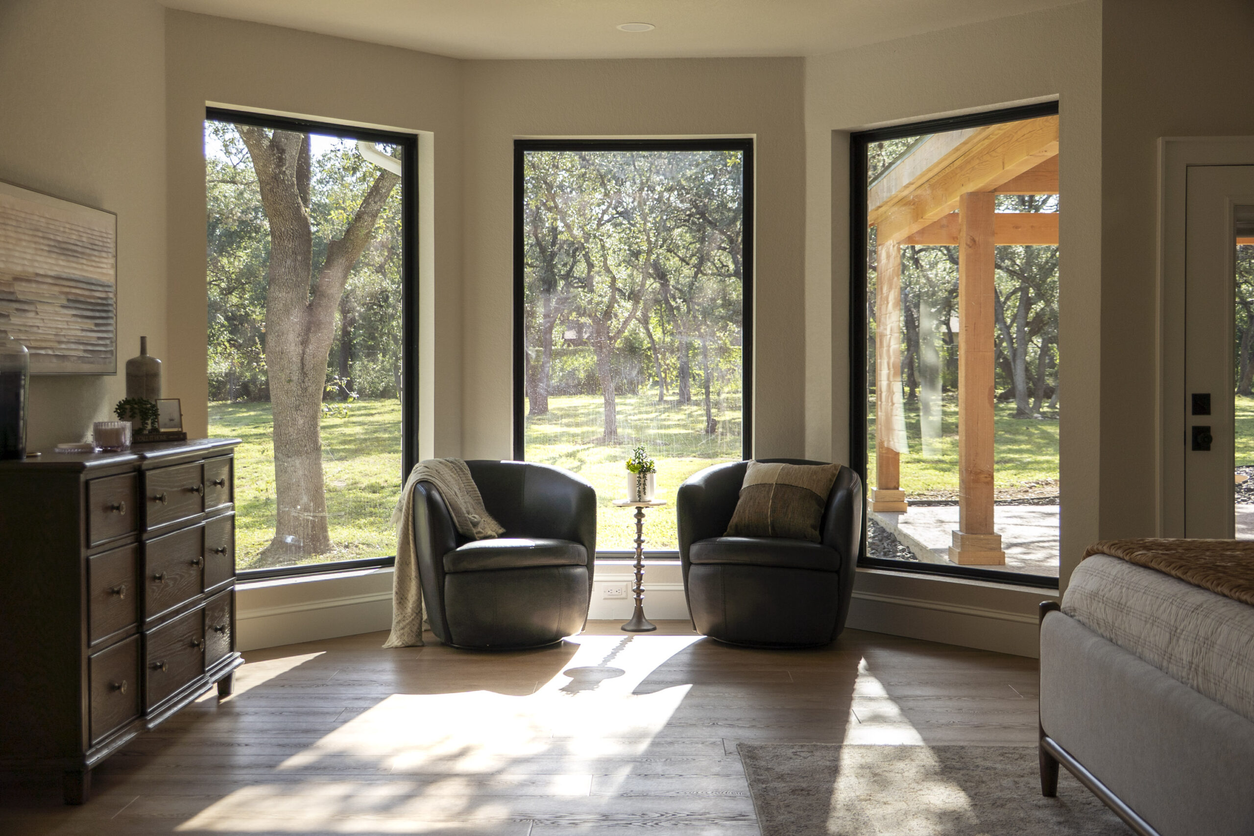 Refreshed interior of 412 Cliffside Drive